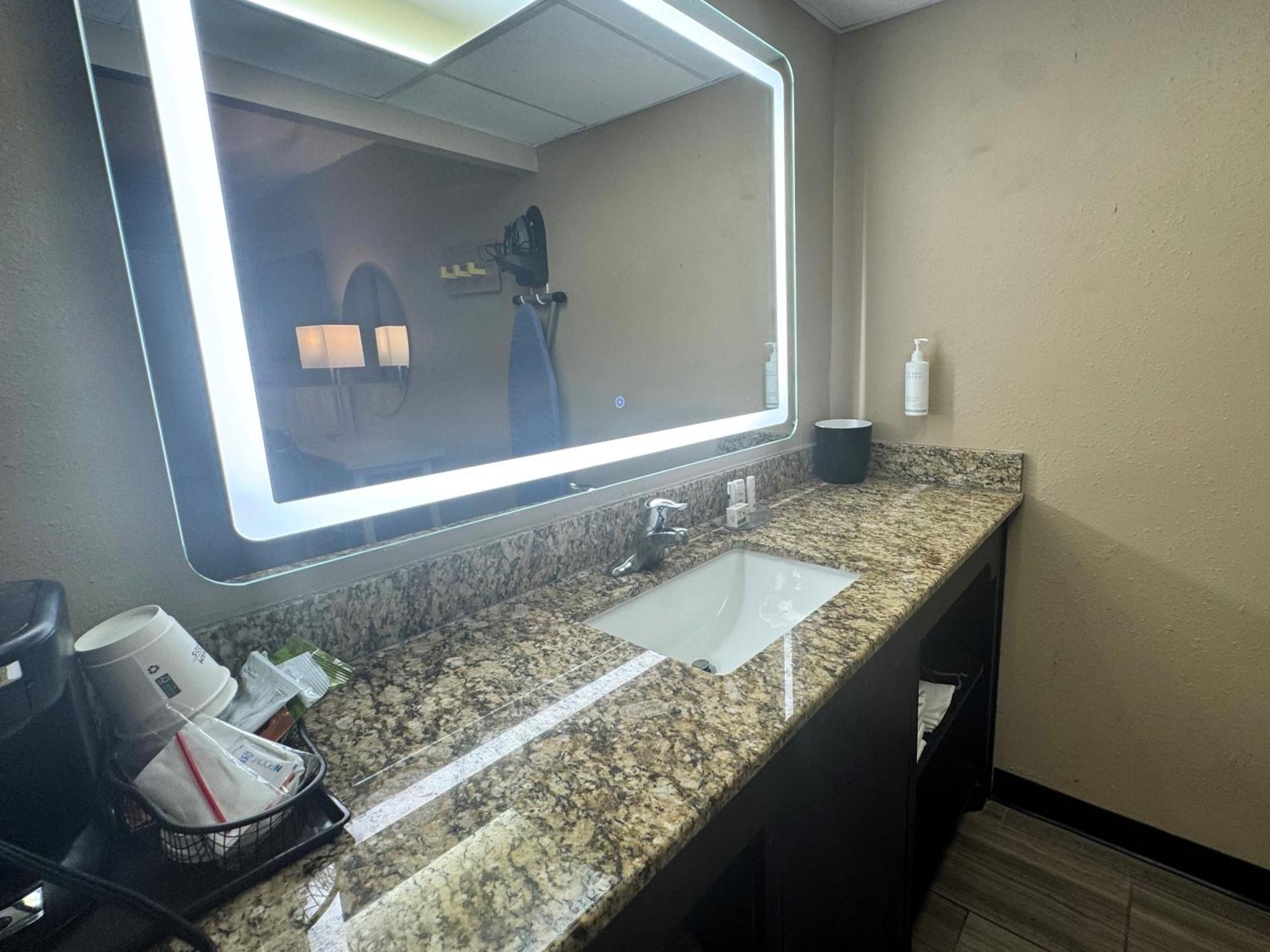 Hotel Super 8 By Wyndham Corpus Christi Airport Extérieur photo
